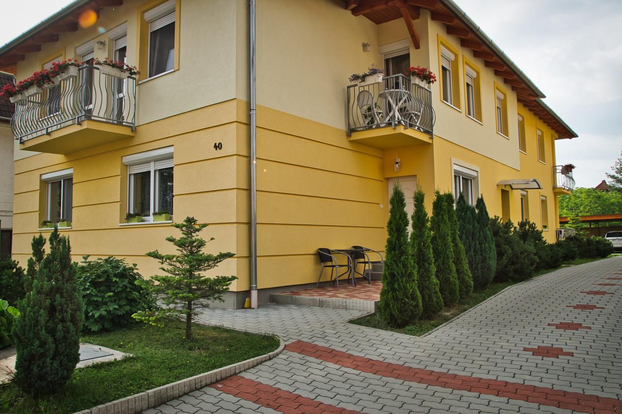 Bodo Park Apartment Heviz Exterior photo