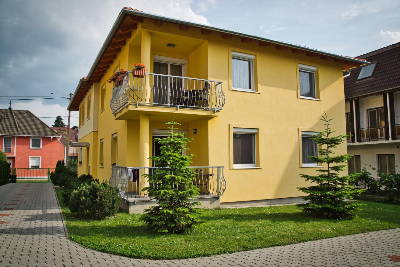 Bodo Park Apartment Heviz Exterior photo